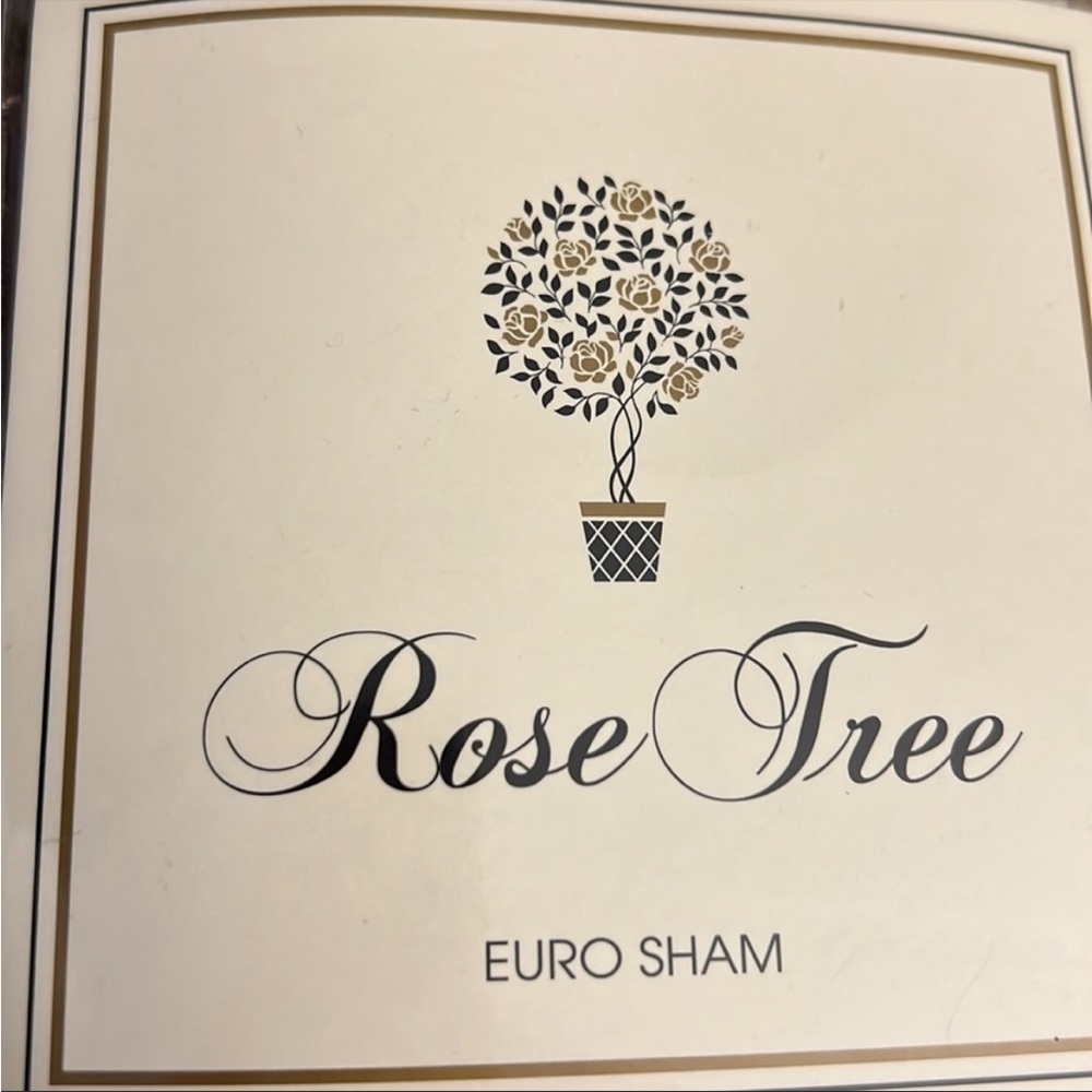 AUDREY.  ROSE. TREE - Picture 3 of 6